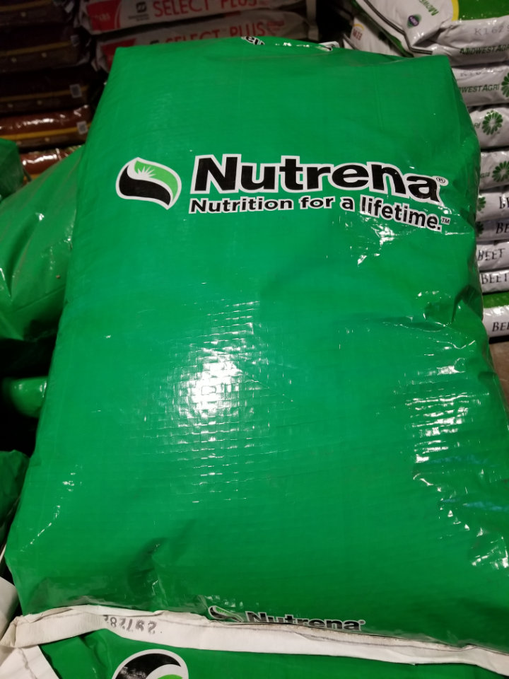 Nutrena Southeast 12/8 Horse Pellet Cherokee Feed and Seed Ball