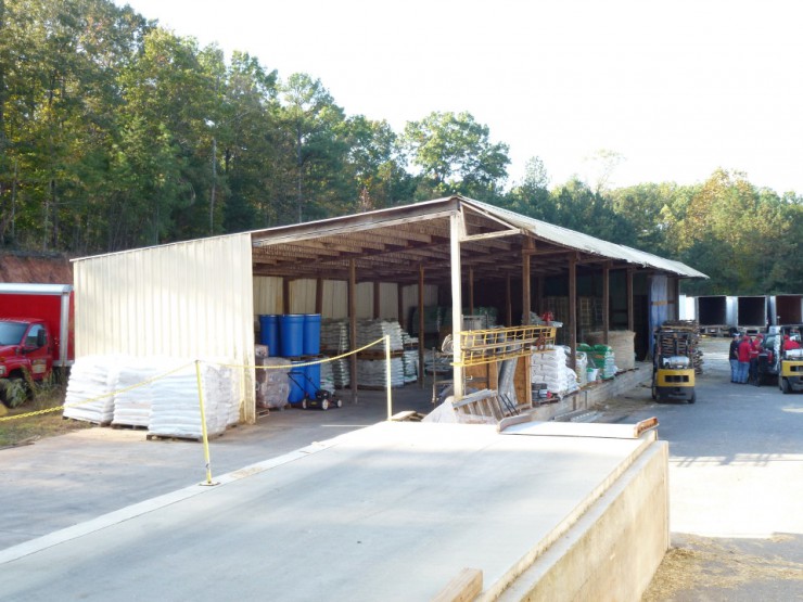 Loading Dock at Cherokee Feed & Seed