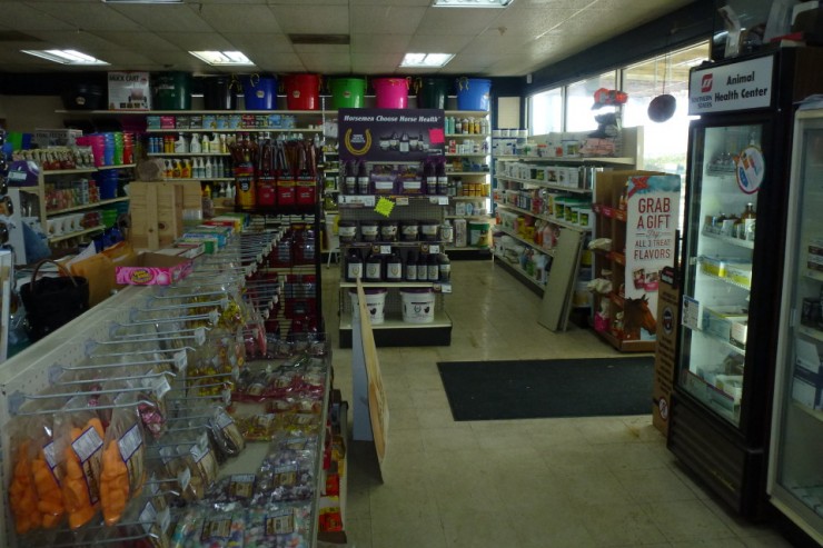 Cherokee Feed & Seed - Gainesville, GA - Farm supplies, feed and pet supplies.