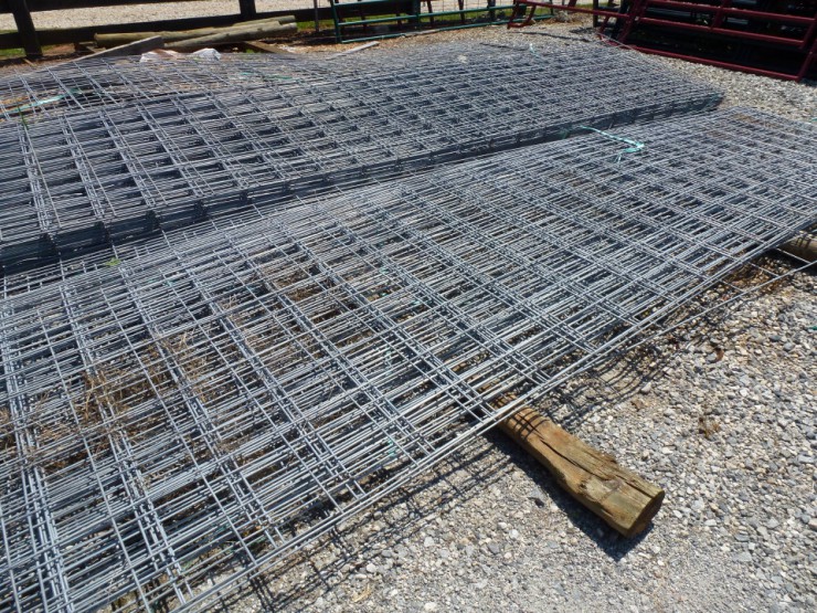 Metal Fencing at Cherokee Feed & Seed