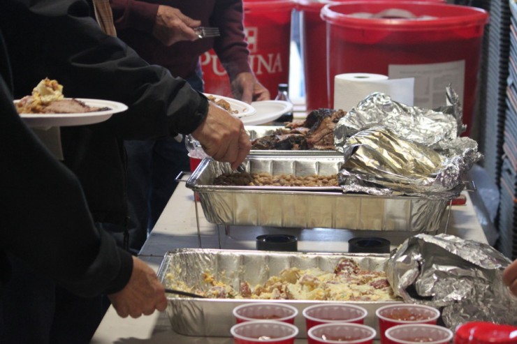 Cherokee Feed & Seed seminar attendees are well fed!