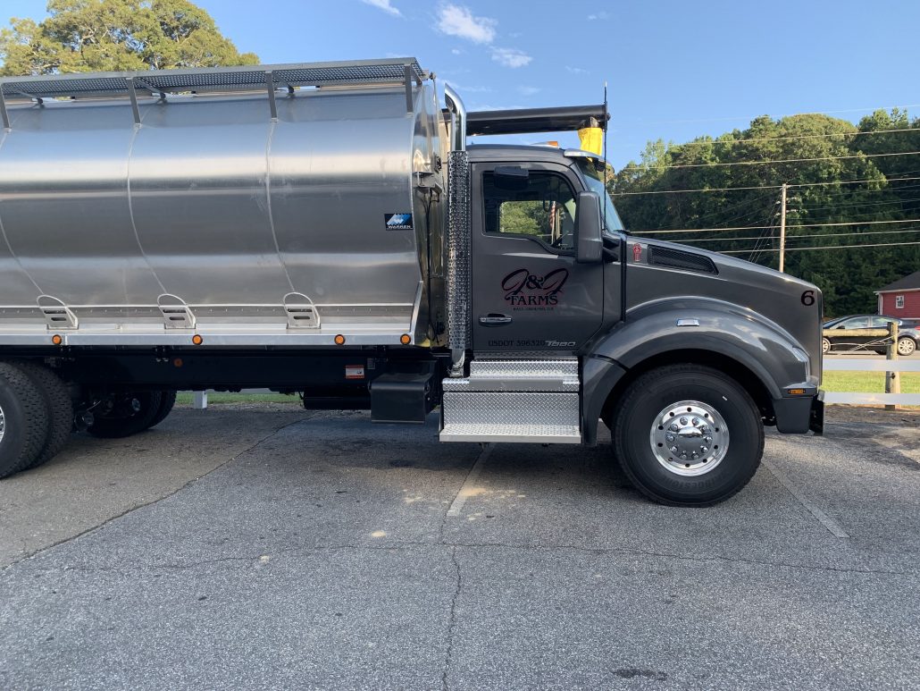 Horse, Cattle Bulk Feed Deliveries Cherokee Feed & Seed