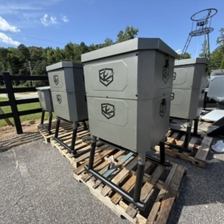 Backwoods Ritual E-Z Fill Skid Feeders