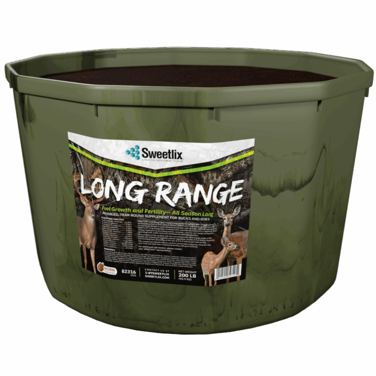 tub of SWEETLIX Long Range Deer Compressed